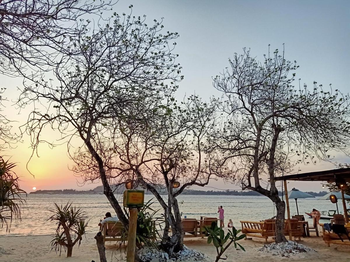 Two Brothers Bungalows Gili Meno Exterior foto