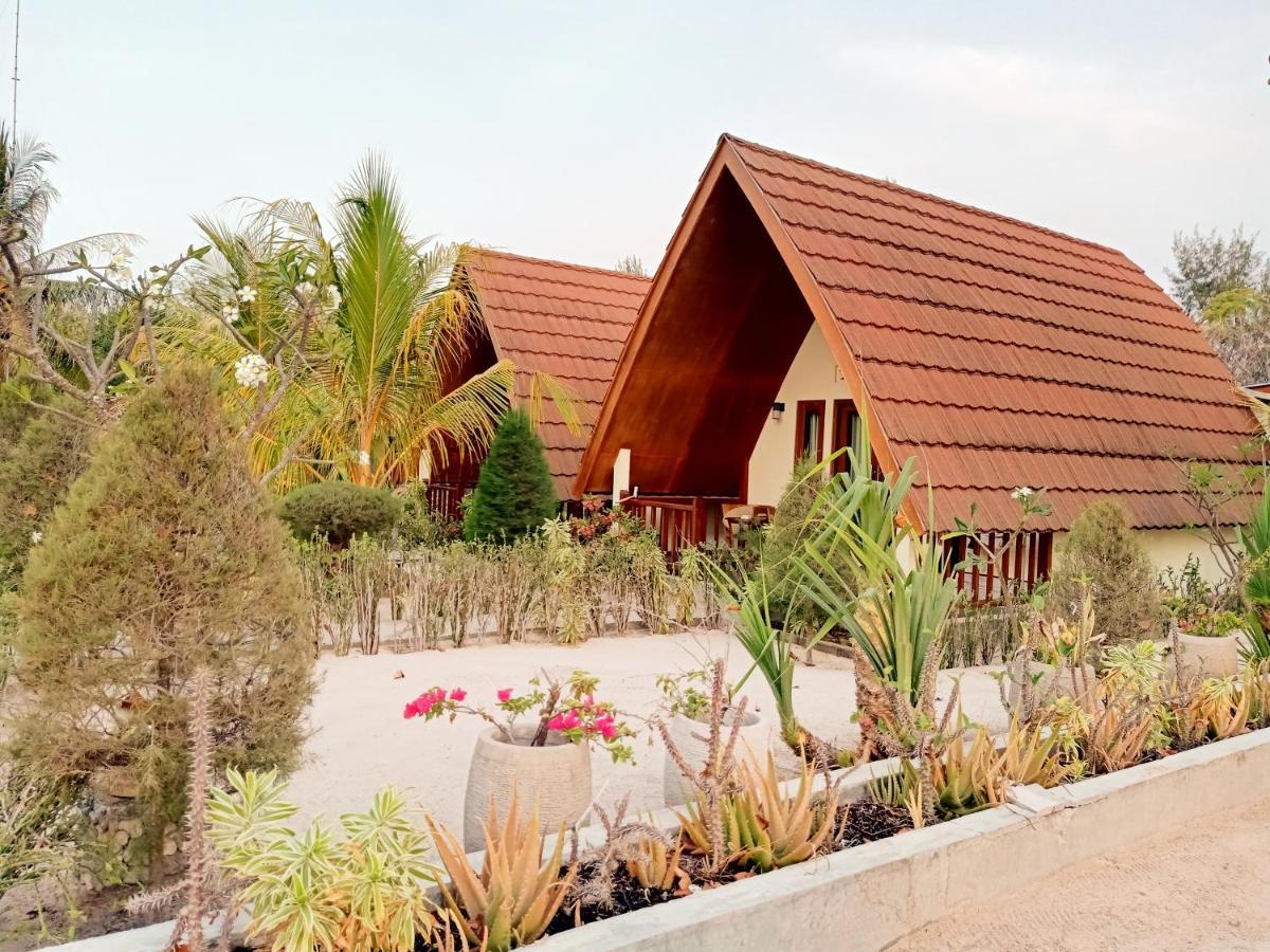 Two Brothers Bungalows Gili Meno Exterior foto